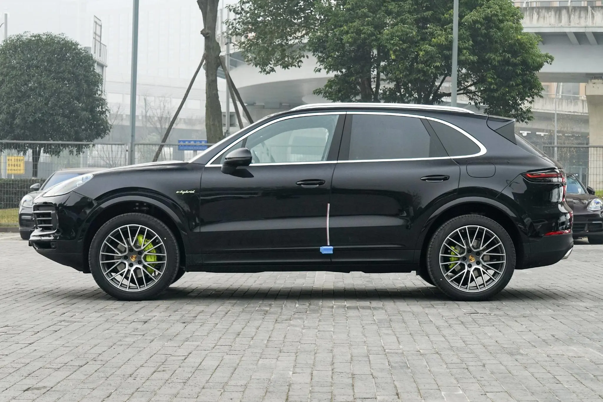 养一台保时捷Cayenne E-Hybrid一年需要花费多少钱？插图1