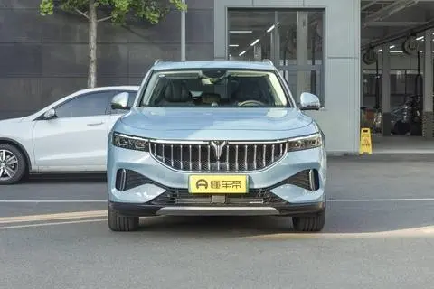 油耗低至1.3L，纯电续航140km，岚图FREE还有哪些亮点？插图