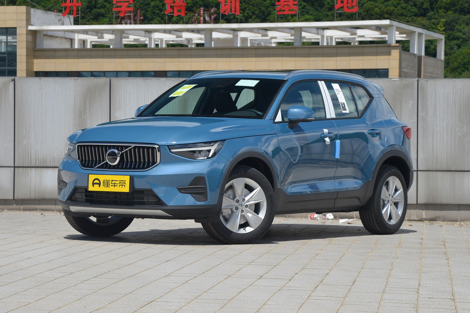 沃尔沃XC40多少钱一辆,沃尔沃XC40新车多少钱(实际价格、高配、低配) 