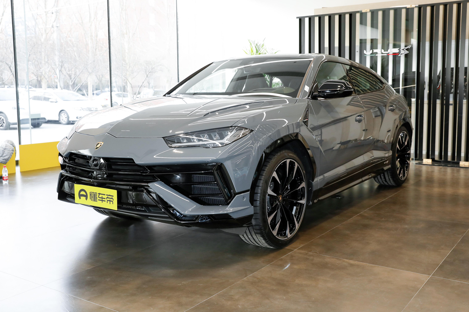 Urus4T油耗多少,兰博基尼Urus油耗4T真实油耗