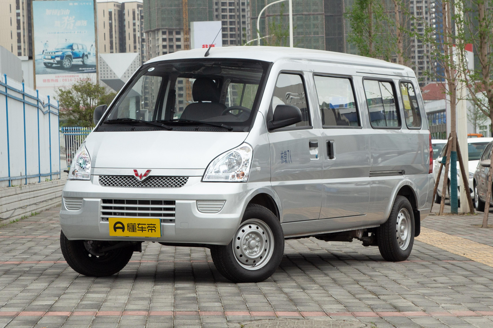 五菱荣光ev多少钱一辆五菱荣光ev新车多少钱实际价格高配低配