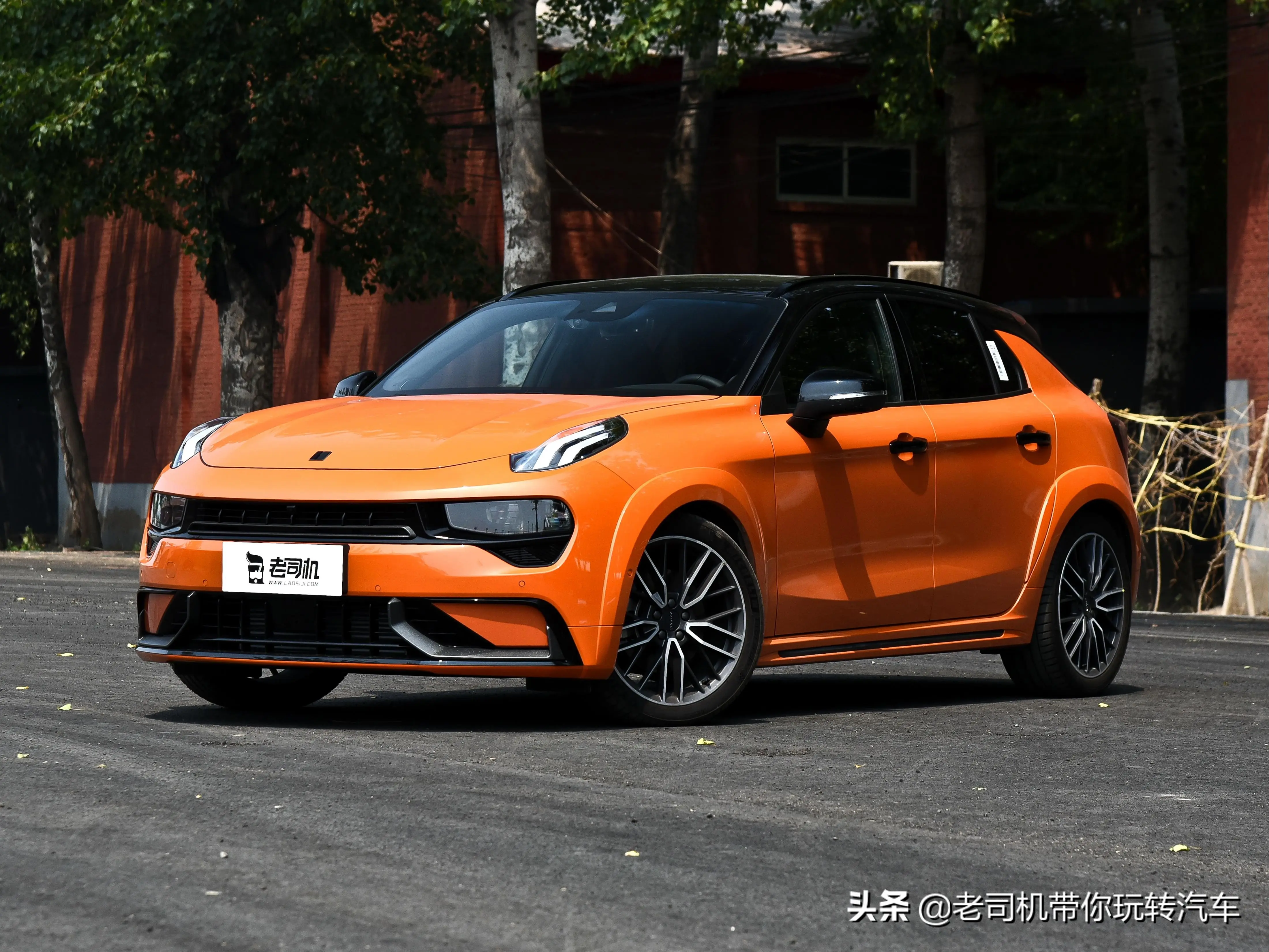 配欧系2.0T+8AT，17.68万高性能车开回家，实拍领克02 Hatchback插图