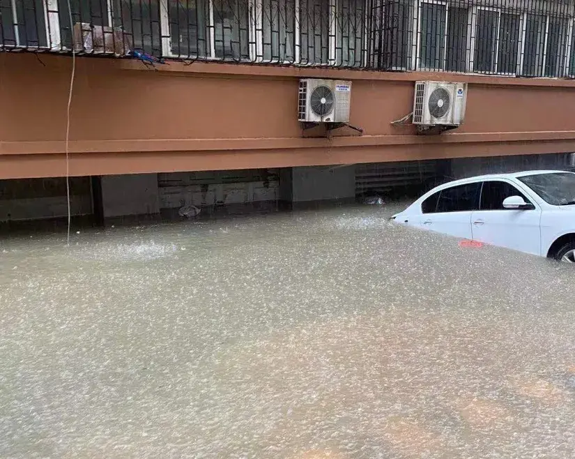 郑州暴雨封地库，途观闷废换宝马3系GT插图