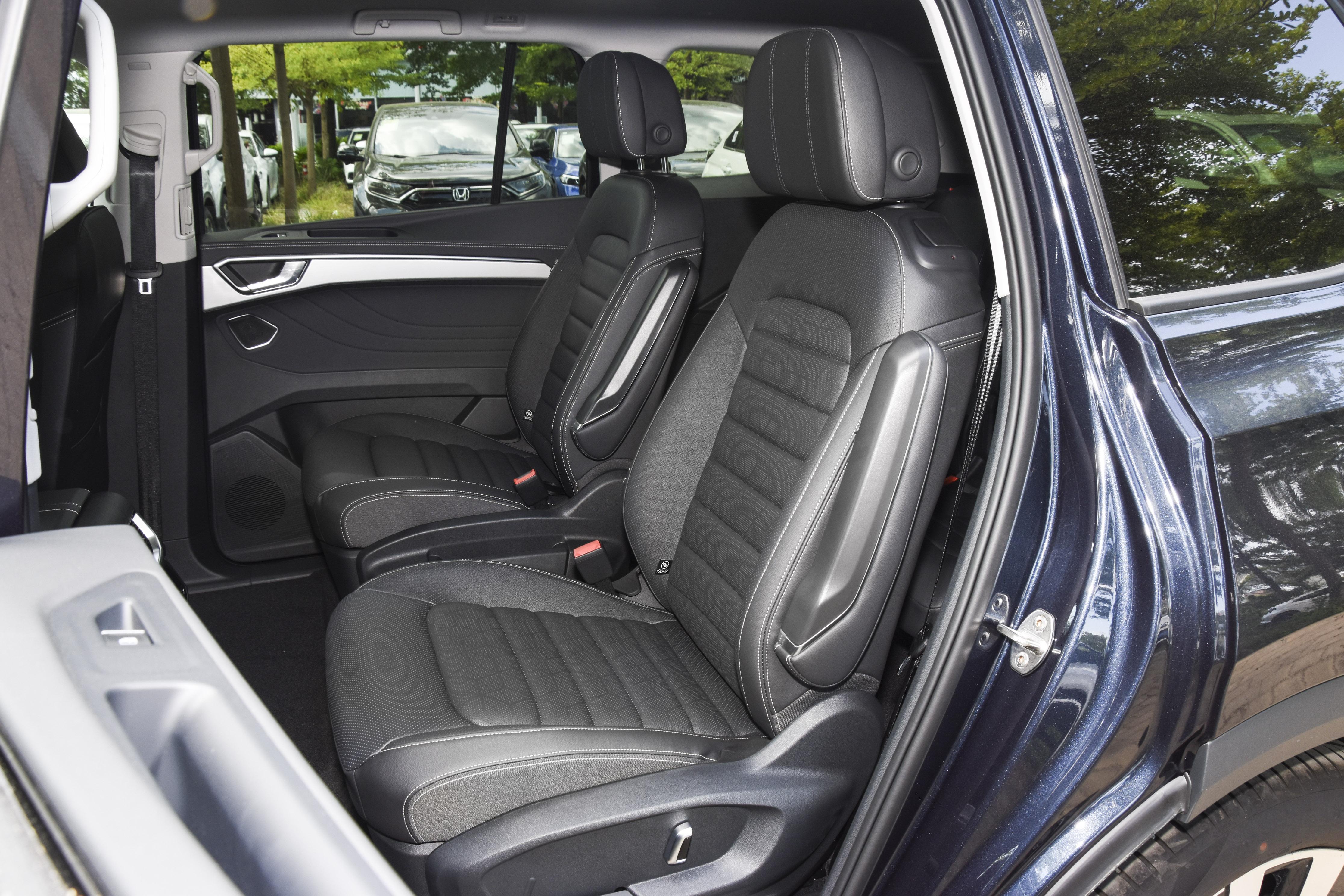 车长5152mm,配航空头枕 氛围灯,6座版大众揽境实力解读!-车市号